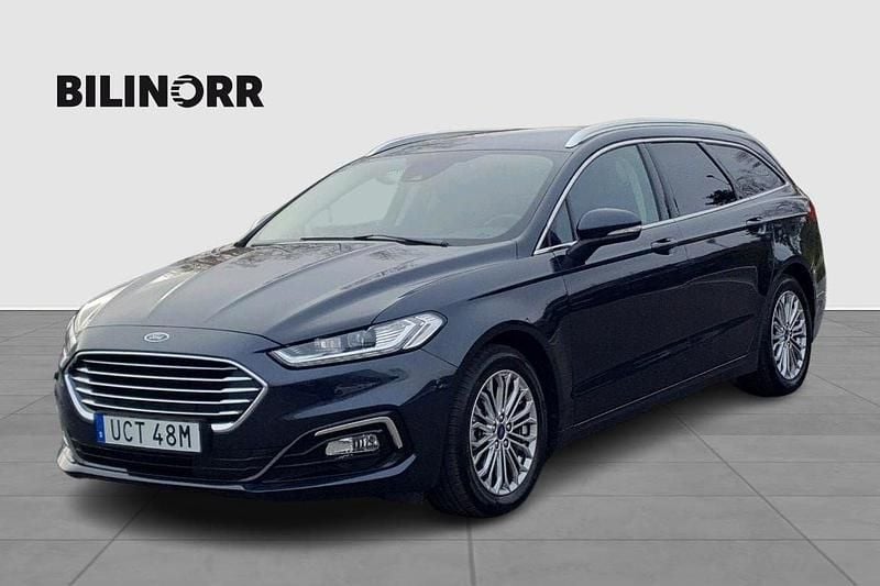Blå Begagnad 2021 Ford Mondeo Titanium Kombi | 219 900 kr (Marknadspris) - Bild 1/4