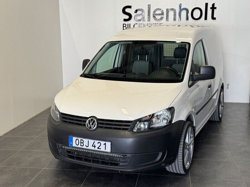 Vit Begagnad 2014 VW Caddy Minibuss | 89 900 kr (Lite dyr) - Bild 1/4