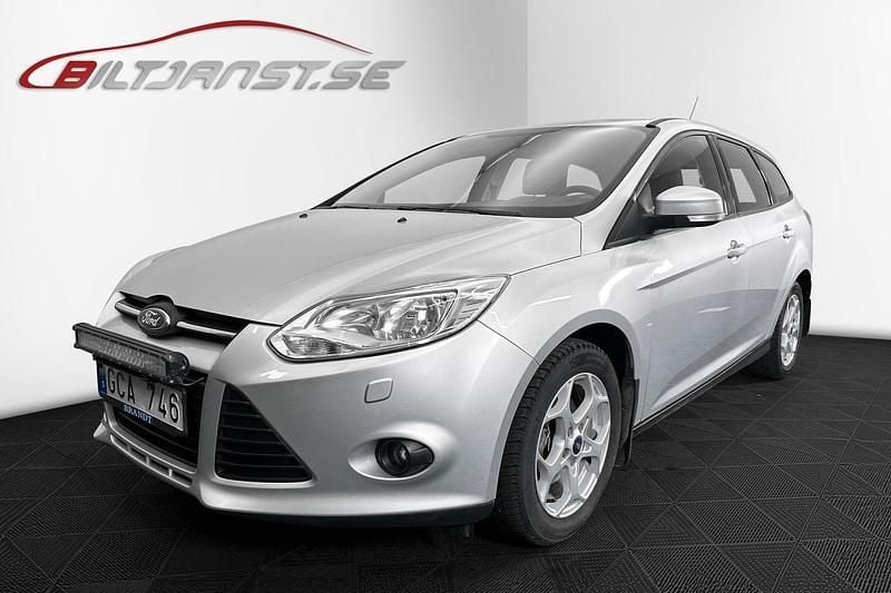 Grå Begagnad 2013 Ford Focus Kombi | 59 900 kr (Lite dyr) - Bild 1/4