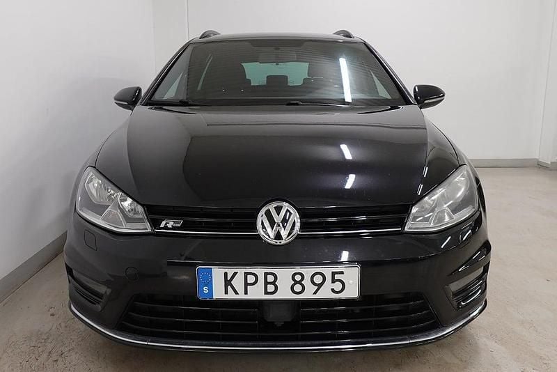 Begagnad VW Golf VII GT 140 HK (102 kW) 2014 Svart Kombi