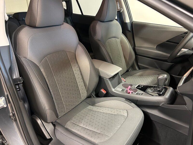 Begagnad Subaru Crosstrek 150 HK (110 kW) 2024 Grå (grå metallic) SUV
