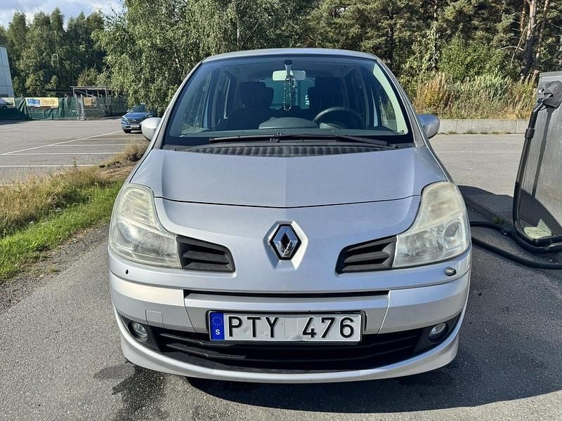 Silver Begagnad 2008 Renault Modus Minibuss | 17 500 kr (Superpris) - Bild 1/4