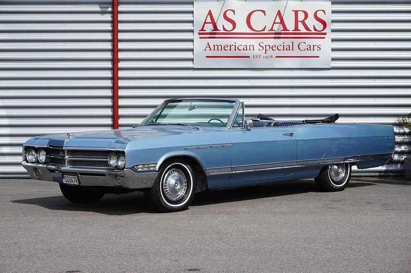 Begagnad Buick Electra 225 364 HK (267 kW) 1965 Blå Cab