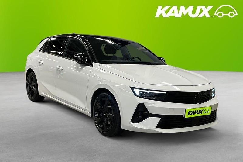 Vit Begagnad 2023 Opel Astra Halvkombi | 219 700 kr (Marknadspris) - Bild 1/4