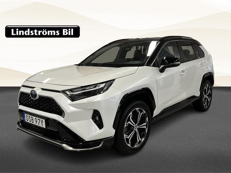 Vit Begagnad 2025 Toyota RAV4 Hybrid Style SUV | 524 900 kr (Marknadspris) - Bild 1/3