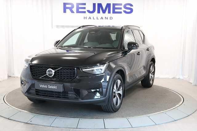 Begagnad 2025 Volvo XC40 SUV | 389 500 kr (Marknadspris) - Bild 1/4