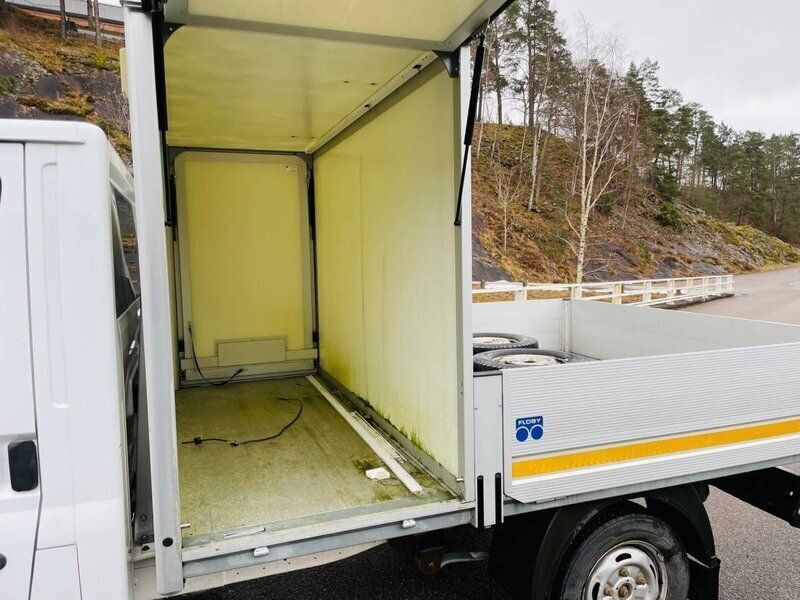 Begagnad Ford Transit 86 HK (63 kW) 2011 Flerfärgad (vit) Minibuss