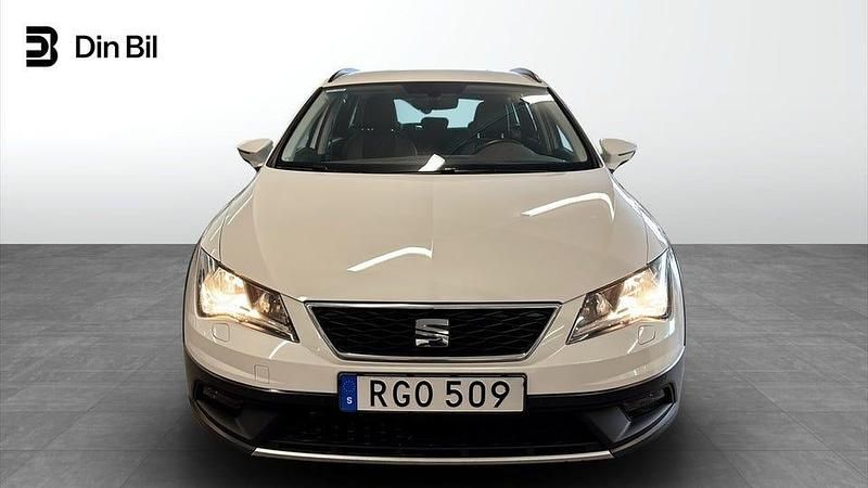 Begagnad Seat Leon X-Perience 116 HK (85 kW) 2019 Vit Kombi