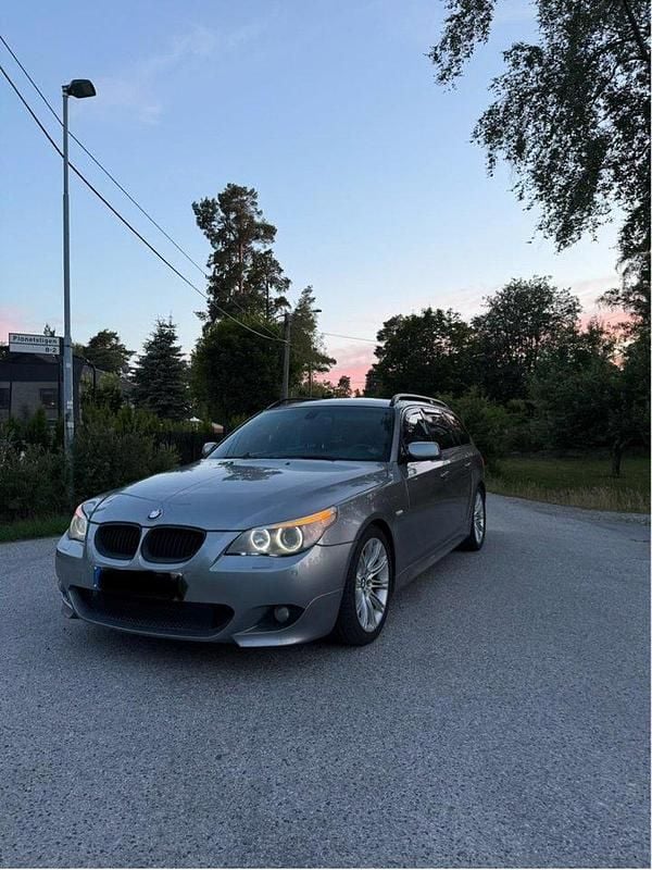 Begagnad 2007 BMW 525 M Sport Kombi | 84 900 kr - Bild 1/4