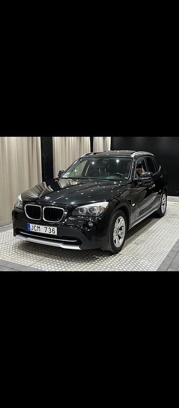 Begagnad 2010 BMW X1 SUV | 110 000 kr (Marknadspris) - Bild 1/4