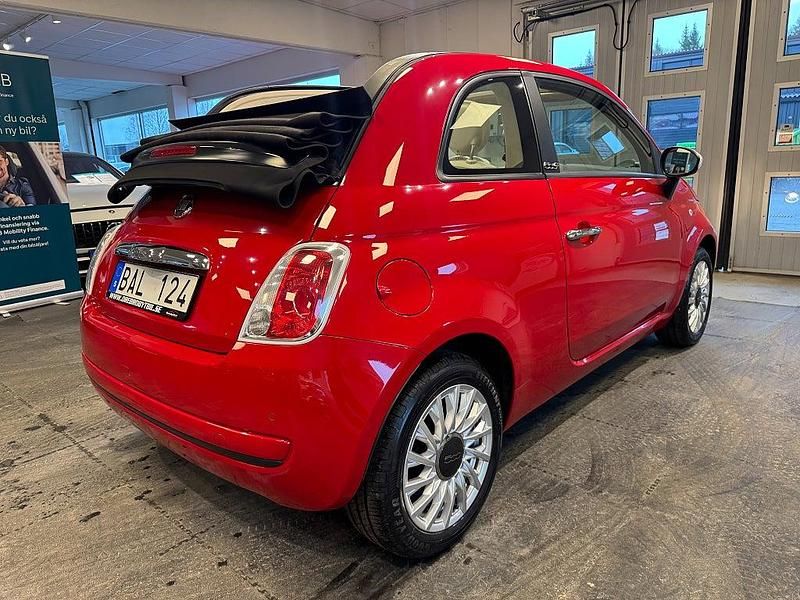 Begagnad Fiat 500C Pop 69 HK (50 kW) 2012 Röd Cab