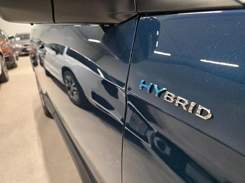 Begagnad Peugeot 3008 Allure 224 HK (164 kW) 2022 Blå SUV