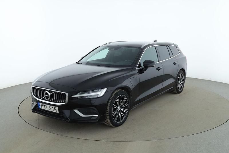 Svart Begagnad 2021 Volvo V60 Inscription Kombi | 288 000 kr (Bra pris) - Bild 1/3