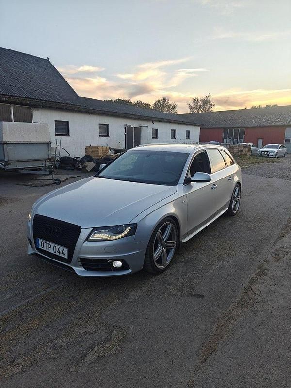 Silver Begagnad 2010 Audi A4 Kombi | 98 000 kr (Marknadspris) - Bild 1/4