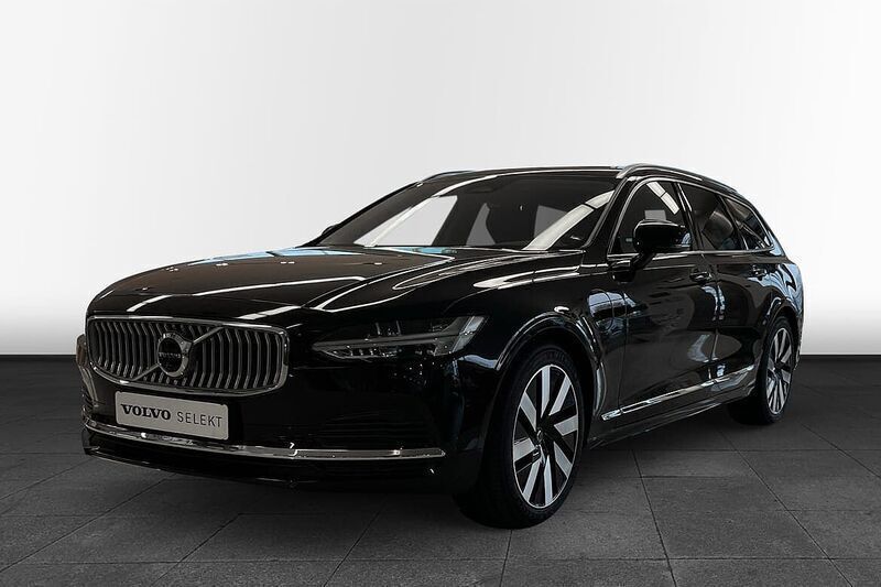 Svart Ny 2025 Volvo V90 Core Kombi | 529 900 kr (Marknadspris) - Bild 1/4