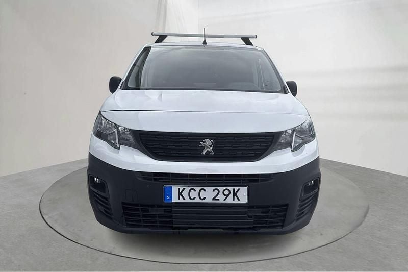 Begagnad Peugeot Partner 100 HK (73 kW) 2019 Vit Minibuss