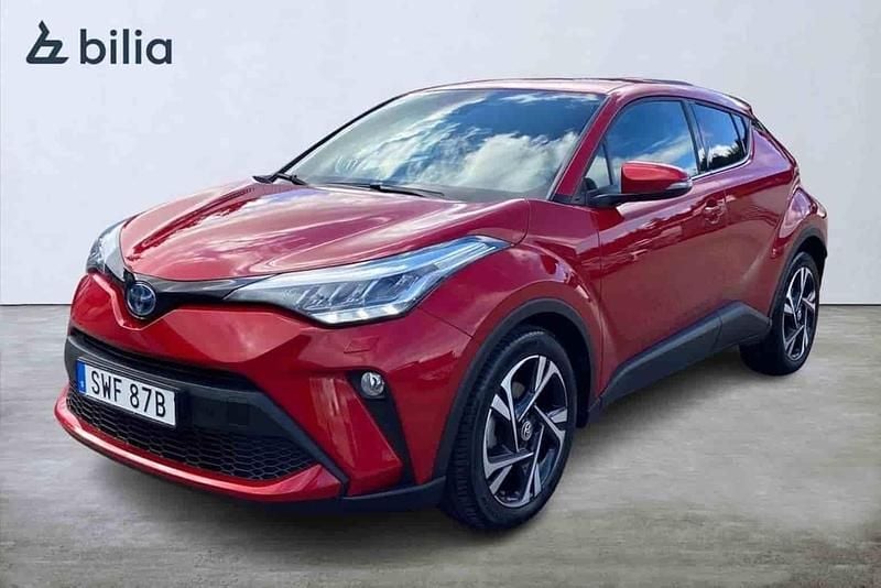 Röd Begagnad 2022 Toyota C-HR Edition SUV | 289 900 kr (Marknadspris) - Bild 1/1