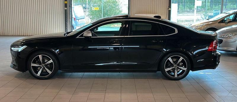 Begagnad Volvo S90 R-Design 191 HK (140 kW) 2018 Svart Sedan