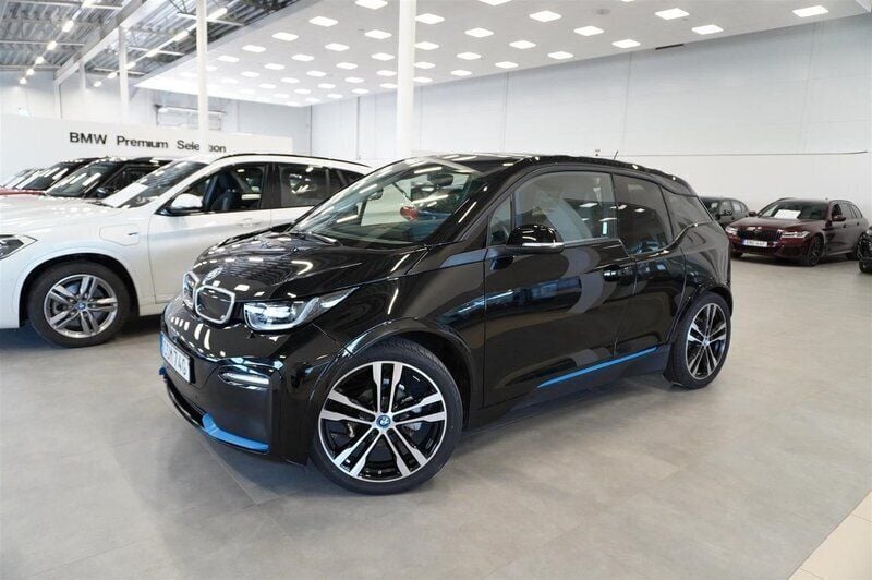 Okänd Begagnad 2022 BMW i3 Halvkombi | 229 900 kr (Superpris) - Bild 1/4