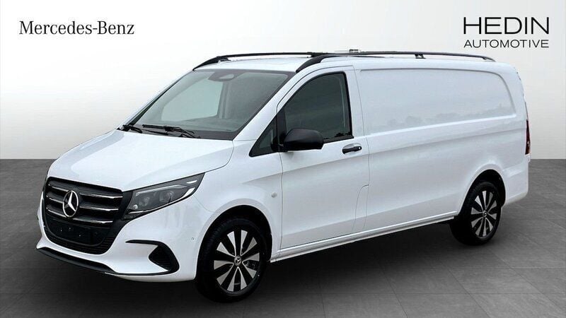 Vit (white) Ny 2024 Mercedes Vito Minibuss | 667 375 kr (Marknadspris) - Bild 1/4