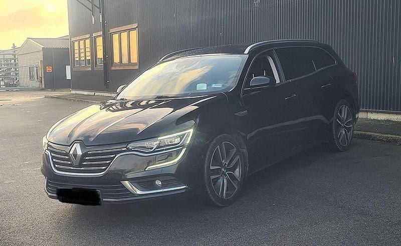 Svart Begagnad 2017 Renault Talisman GrandTour Kombi | 135 000 kr (Superpris) - Bild 1/4