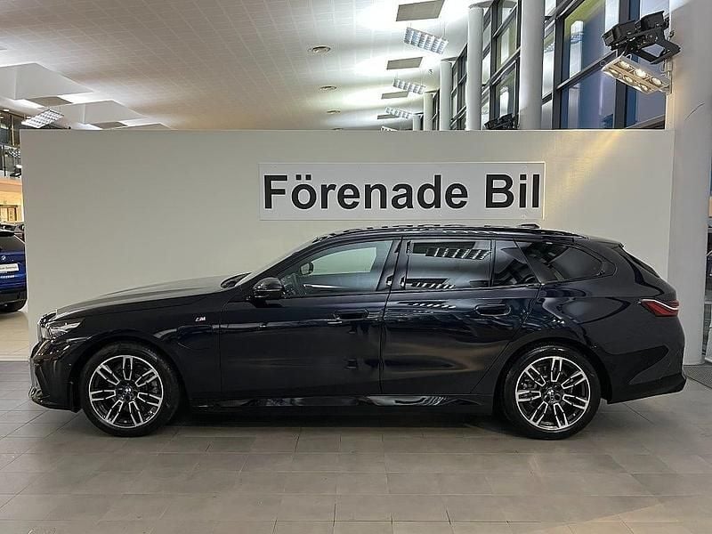 Begagnad BMW 530e Comfort Edition 190 HK (139 kW) 2025 Svart Kombi