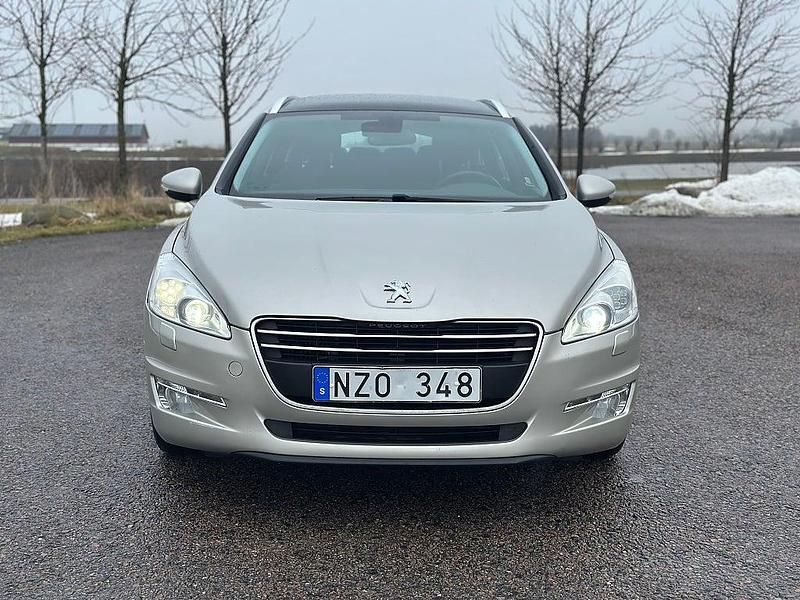 Begagnad Peugeot 508 SW 114 HK (83 kW) 2013 Brun Kombi