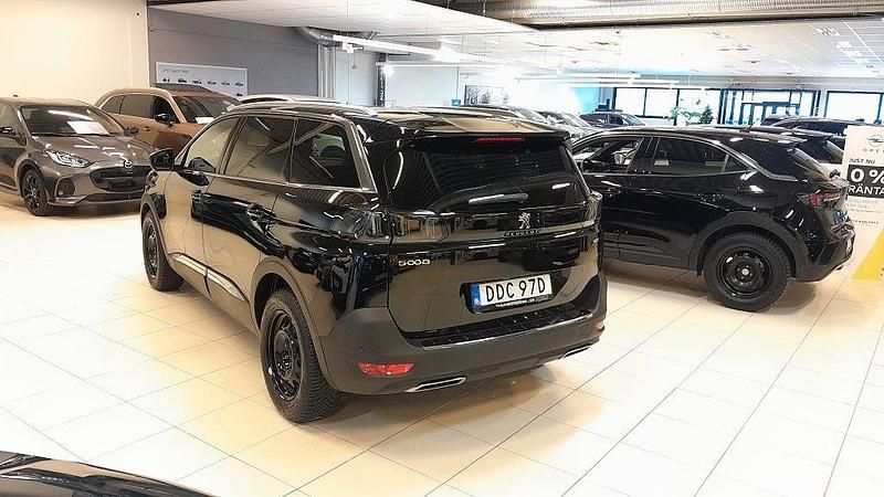 Begagnad Peugeot 5008 GTi 131 HK (96 kW) 2024 Svart Minibuss