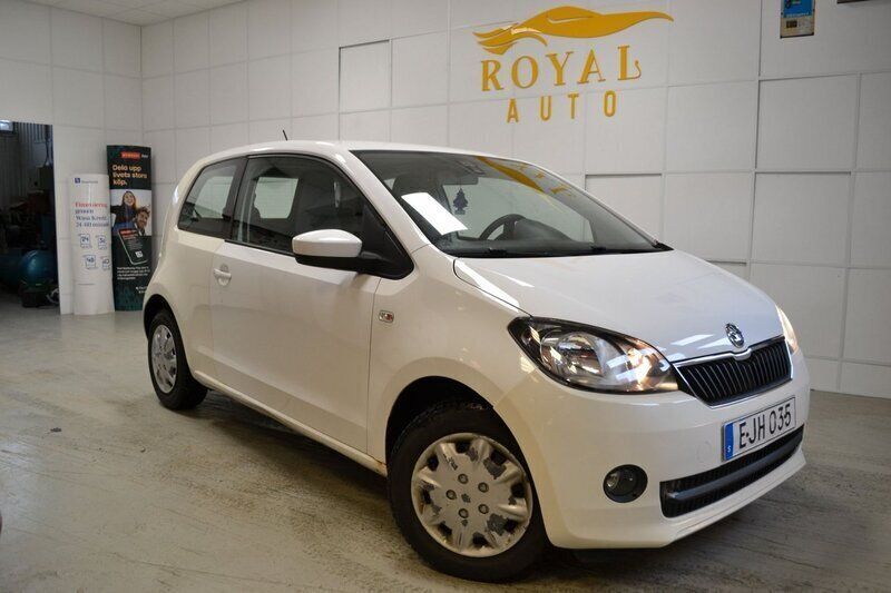 Vit Begagnad 2015 Skoda Citigo Halvkombi | 64 900 kr (Marknadspris) - Bild 1/4