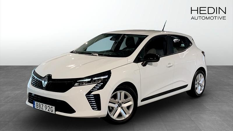 Vit (white) Begagnad 2024 Renault Clio V Halvkombi | 199 900 kr (Marknadspris) - Bild 1/4