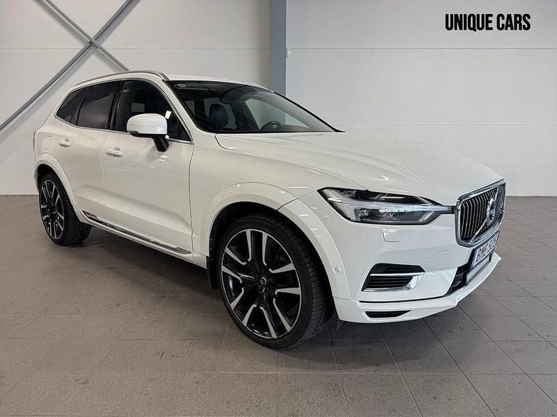 Vit Begagnad 2018 Volvo XC60 Inscription SUV | 299 900 kr (Marknadspris) - Bild 1/4