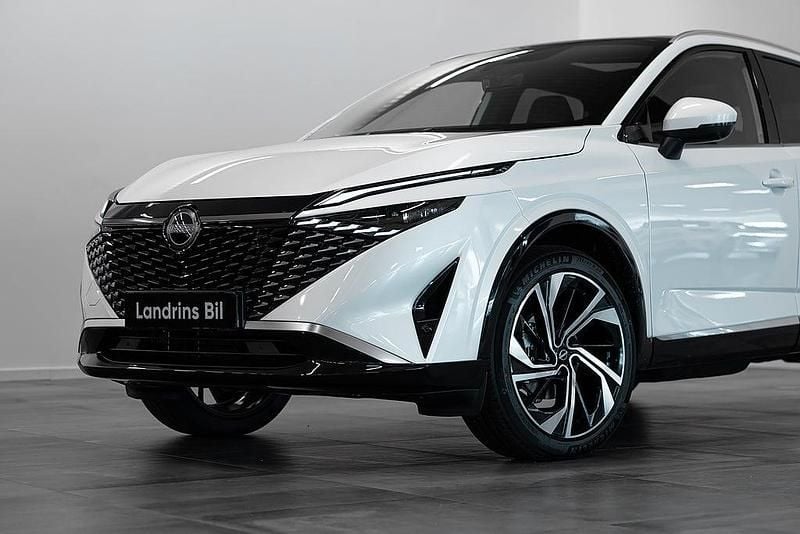 Begagnad Nissan Qashqai Acenta 158 HK (116 kW) 2024 Pearl black SUV