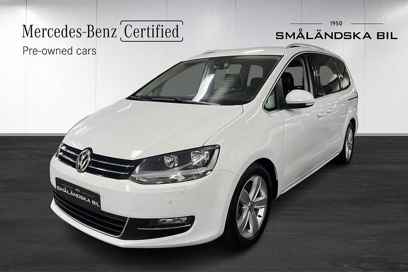 Vit Begagnad 2014 VW Sharan GT Minibuss | 179 000 kr (Marknadspris) - Bild 1/4