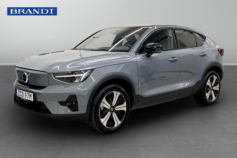 Grå Begagnad 2023 Volvo C40 Single Motor SUV | 344 900 kr (Marknadspris) - Bild 1/4