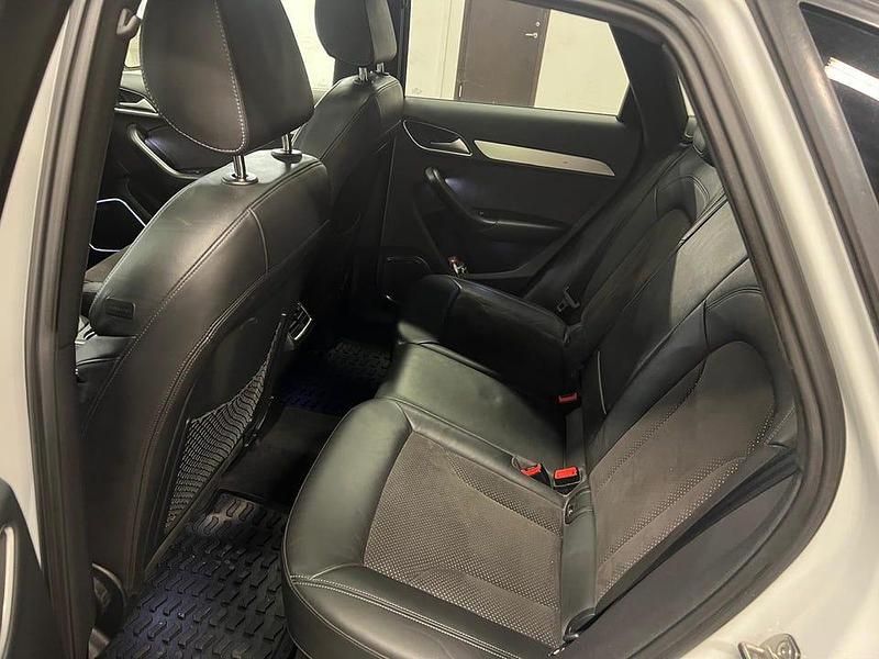 Begagnad Audi Q3 177 HK (130 kW) 2012 Vit perl SUV