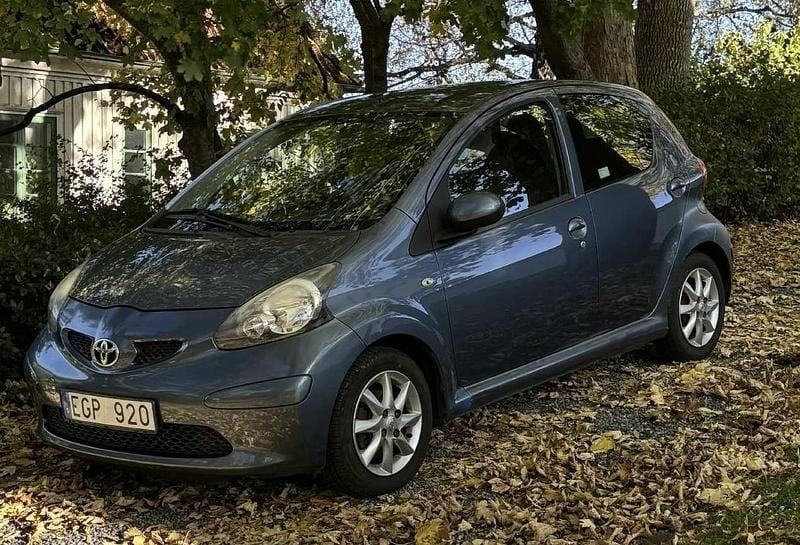 Blå Begagnad 2008 Toyota Aygo Halvkombi | 26 500 kr (Marknadspris) - Bild 1/4