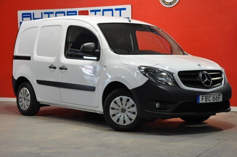 Vit Begagnad 2020 Mercedes Citan 109 Van | 122 900 kr (Dyr) - Bild 1/4