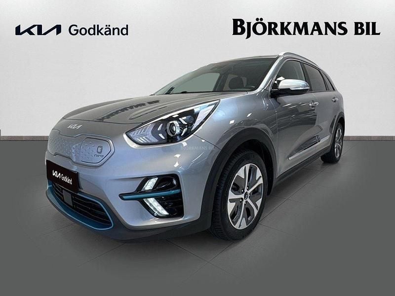 Grå (/klg/ steel grey) Begagnad 2022 Kia e-Niro Advance SUV | 239 900 kr (Bra pris) - Bild 1/4