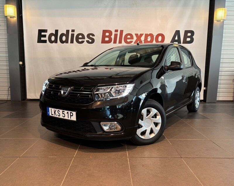 Svart Begagnad 2020 Dacia Sandero Halvkombi | 119 900 kr (Superpris) - Bild 1/4