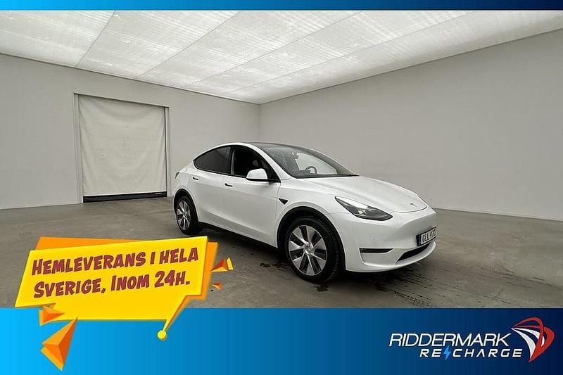 Vit Begagnad 2021 Tesla Model Y Long Range AWD SUV | 379 700 kr (Marknadspris) - Bild 1/3