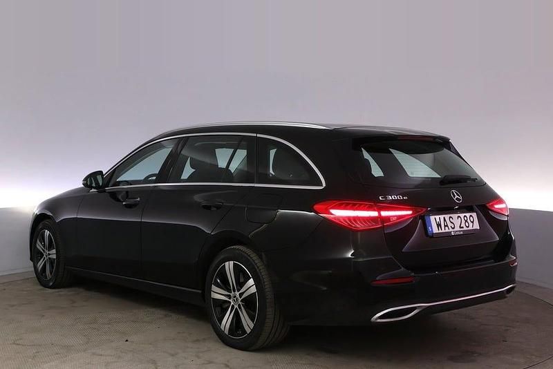 Begagnad Mercedes C300 313 HK (230 kW) 2023 Svart