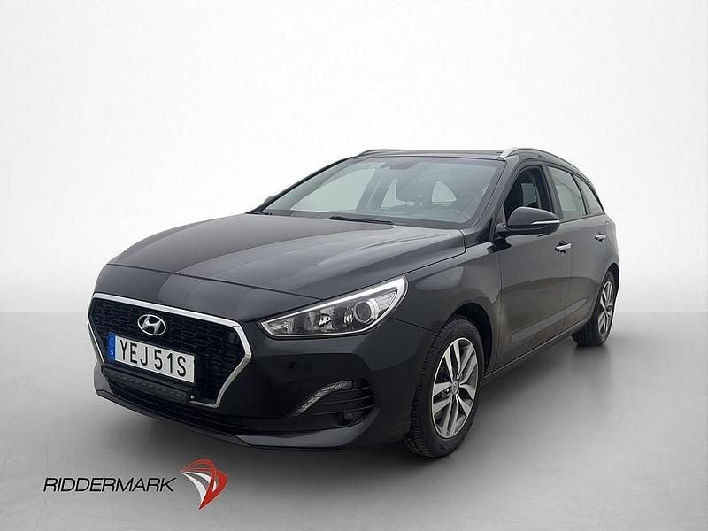 Begagnad Hyundai i30 Trend 120 HK (88 kW) 2018 Svart Kombi