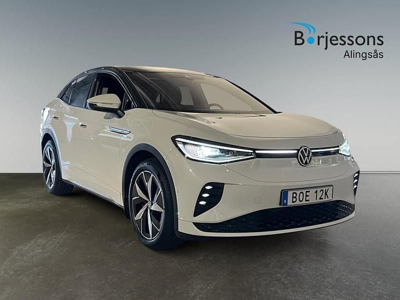 Vit Begagnad 2022 VW ID.5 GTX SUV | 339 900 kr (Superpris) - Bild 1/4
