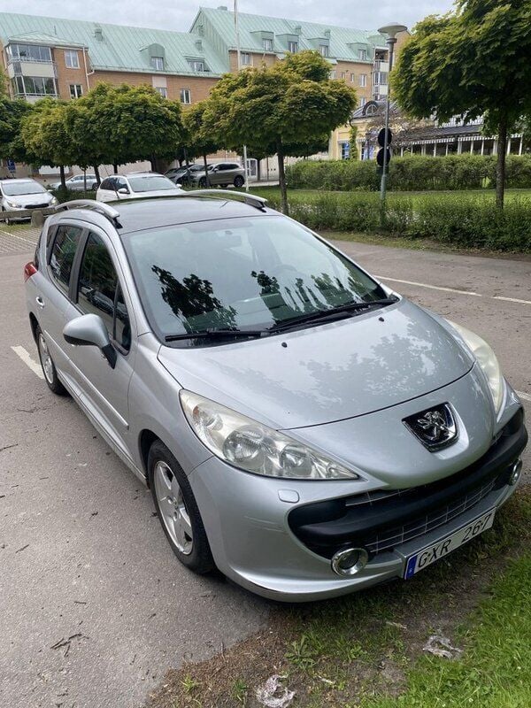 Grå Begagnad 2008 Peugeot 207 Kombi | 15 000 kr (Bra pris) - Bild 1/4