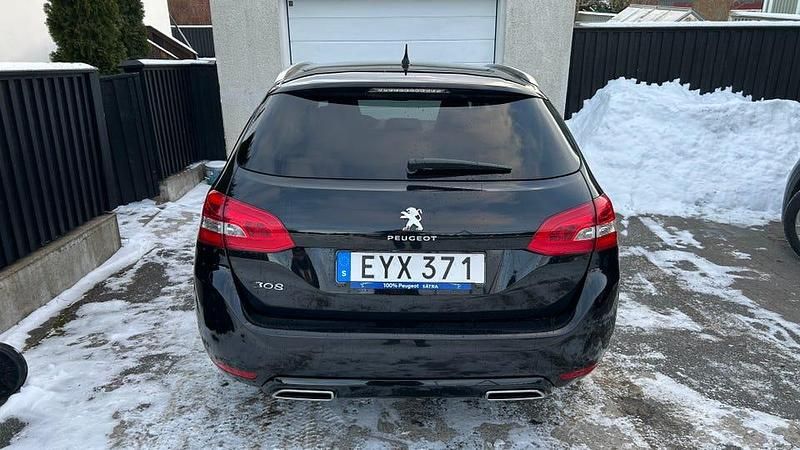 Begagnad Peugeot 308 SW 120 HK (88 kW) 2016 Kombi