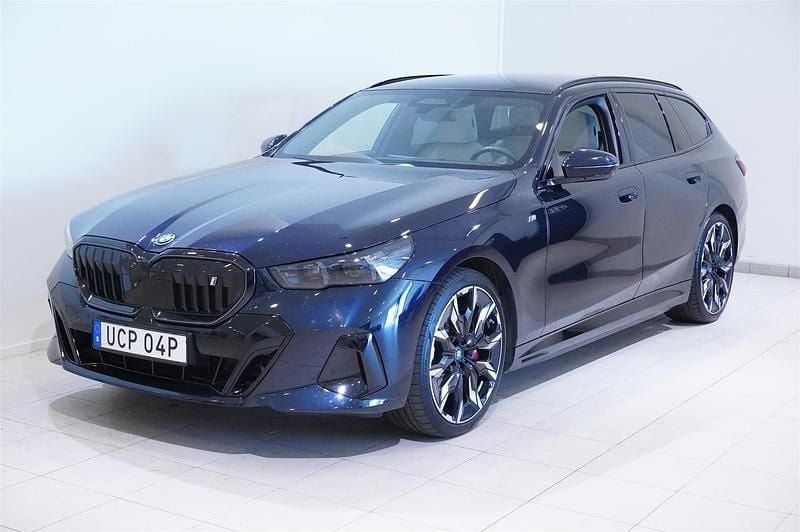 Okänd Begagnad 2024 BMW i5 M Sport Sedan | 799 900 kr (Bra pris) - Bild 1/4