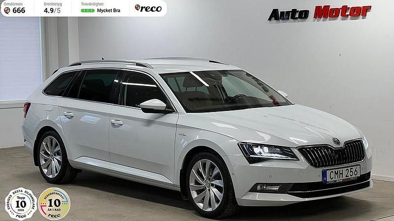 Begagnad Skoda Superb LAURIN & KLEMENT 190 HK (139 kW) 2015 Vit Kombi