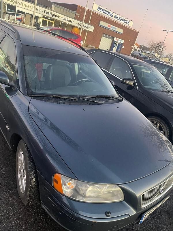 Begagnad 2006 Volvo V70 Kombi | 29 500 kr (Bra pris) - Bild 1/1