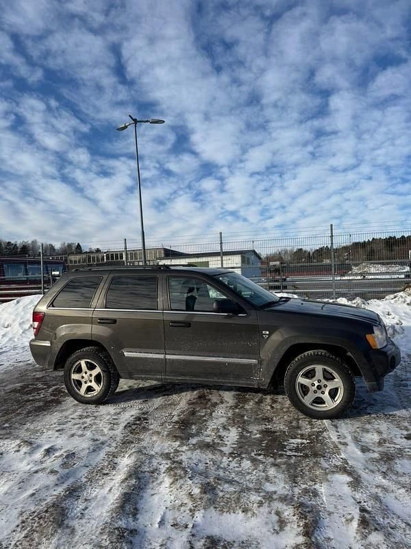 Begagnad Jeep Grand Cherokee 231 HK (169 kW) 2005 SUV