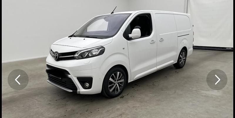Vit Begagnad 2018 Toyota Proace Van | 279 000 kr - Bild 1/4